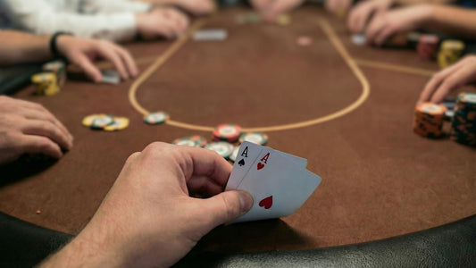 Why Do Gamblers Wear Lucky Hats? (It’s Not Magic, It’s a Mindset)